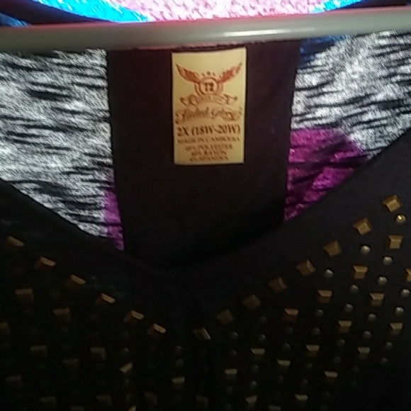 Tank top - Picture 2 of 3